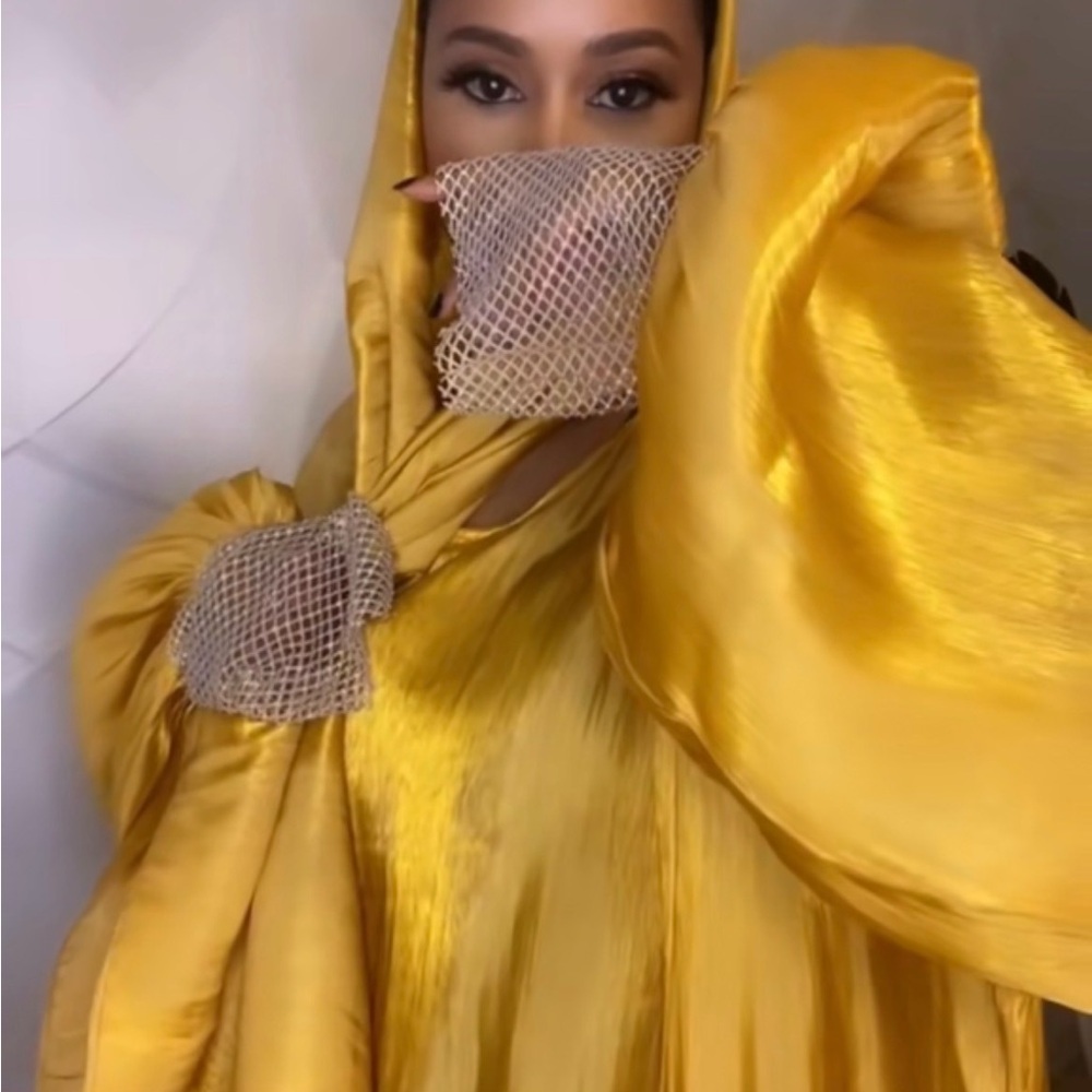 Elegant Yellow/Gold Three Piece Abaya set